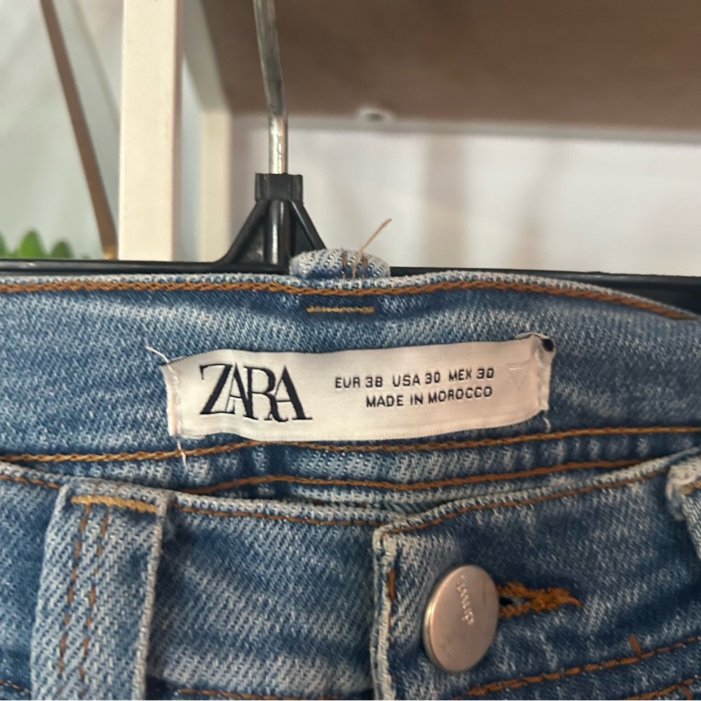 Zara Women’s 30 Denim Blue Jeans - Picture 3 of 8